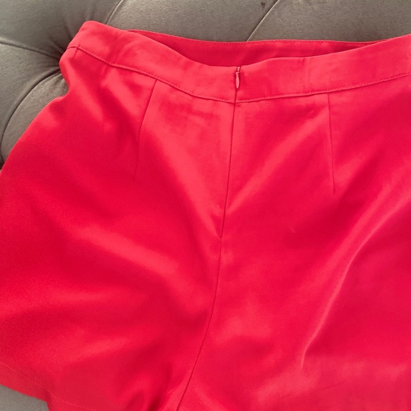 B style shorts - Picture 3 of 3